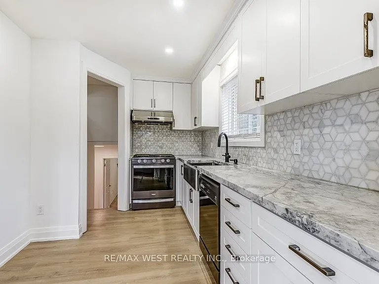 10 Rima Ct — Photo 12