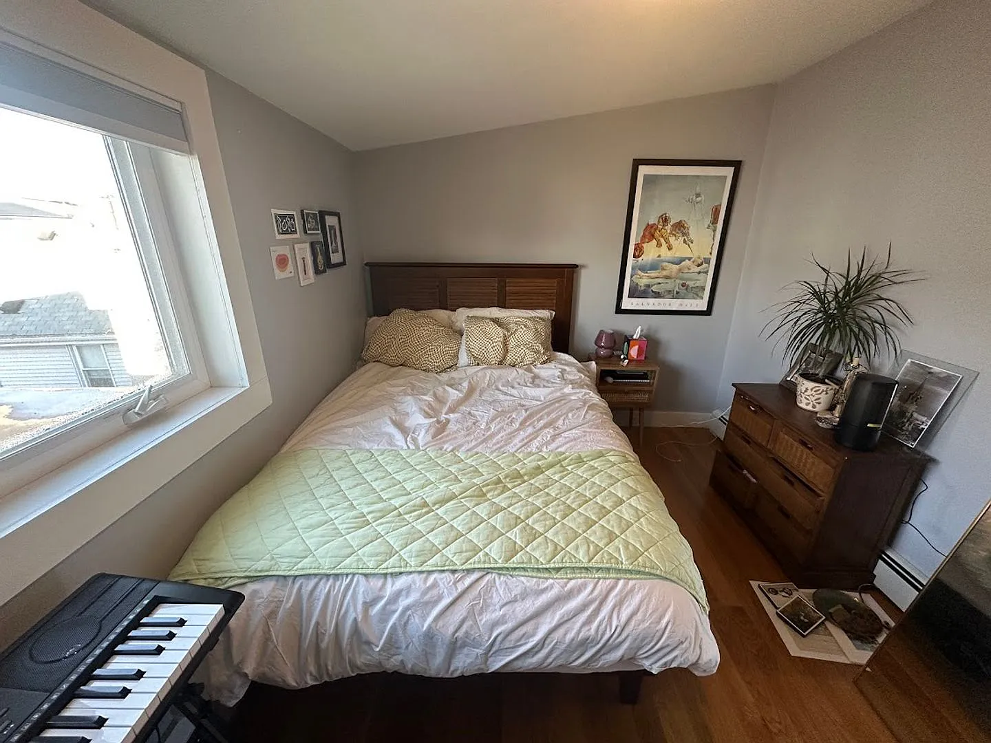 2 bed in Somerville — Photo 3