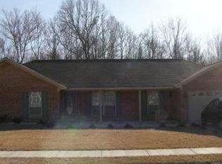 24 Julie Ln, Midway, GA 31320