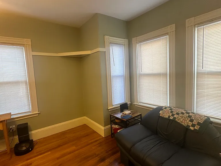 374 Highland Ave — Photo 17