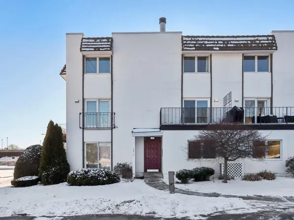 4819 5th AVENUE #2, Kenosha, WI 53140