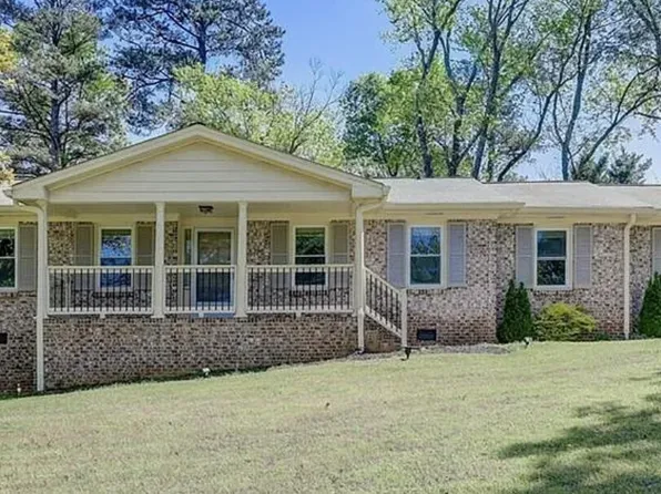 1700 Pine Cir, Lawrenceville, GA 30044