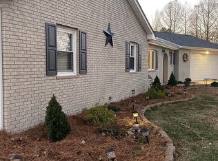 3673 Hamilton Park Rd, Pinckneyville, IL 62274