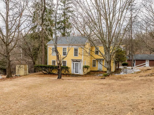 575 Crestwood Dr, Bloomsburg, PA 17815