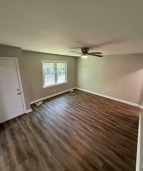 432 13th Ave S — Photo 7