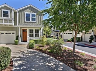 320 Creekside Village Dr, Los Gatos, CA 95032