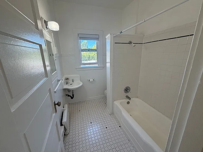 415 NW 21st Ave — Photo 28