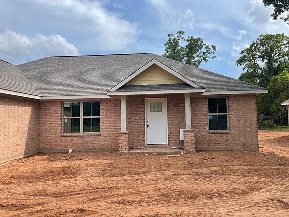2nd image of 609 Tall Timber Dr