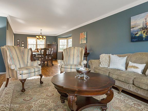 4th image of 6 Willow Ct