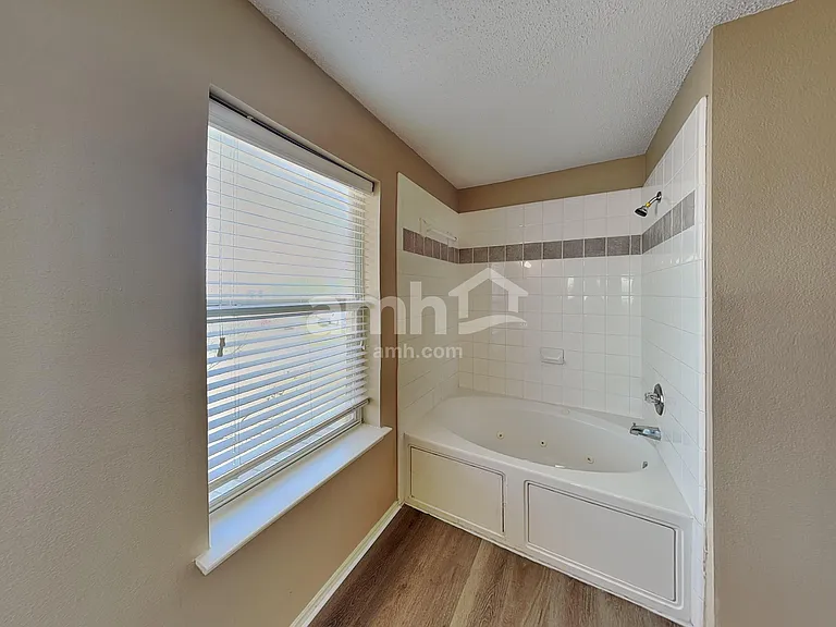 321 Quail Run Rd — Photo 11