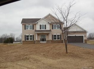 7338 Quinlan Rd, Le Roy, NY 14482