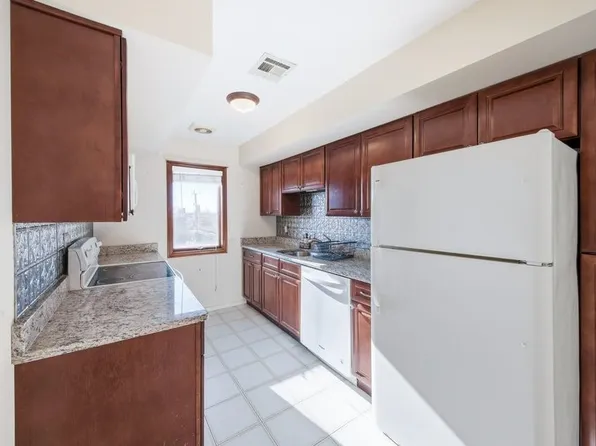 314 Palisade Avenue image 5 of 18