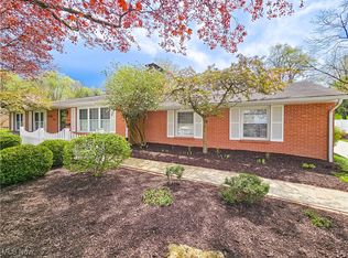 4864 Edinderry Dr NW, Canton, OH 44708