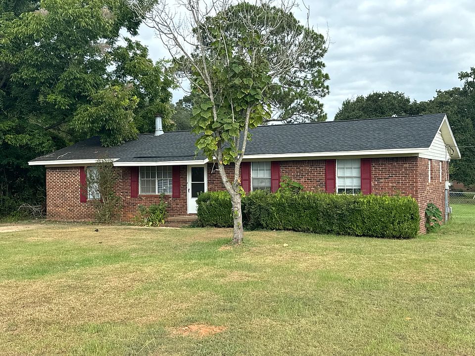 1st image of 236 Leslie Hwy