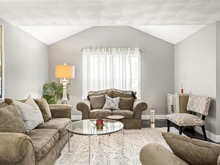 6 Pickering Dr — Photo 10