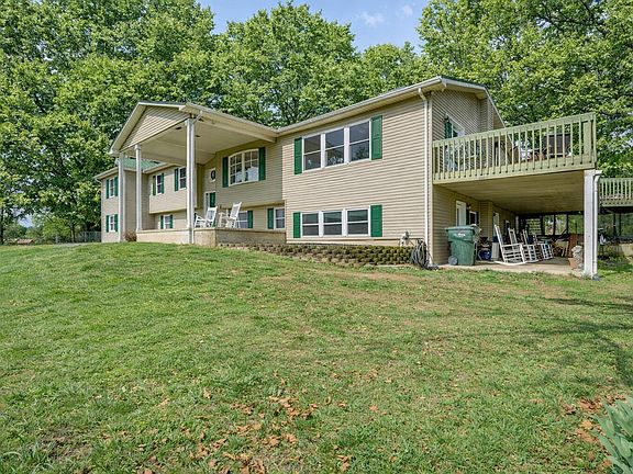 3rd image of 6181 Poplar Springs Rd