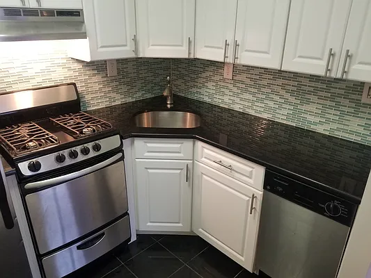 Rented by Punia & Marx Inc. | media 19