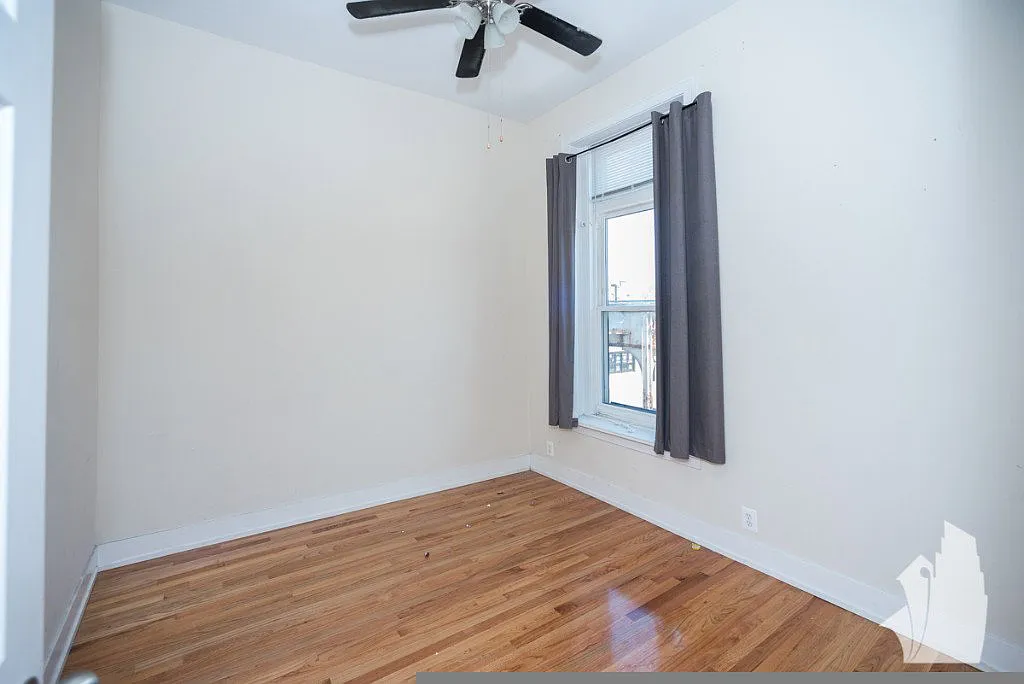 3 bed, 2.5 bath, $5,550 — Photo 4