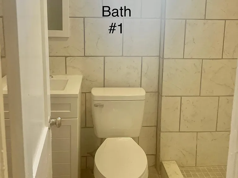 824 Green St — Photo 7