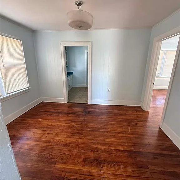 1537 NW 45th St — Photo 11