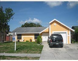 1st image of 405 SW 75th Ter