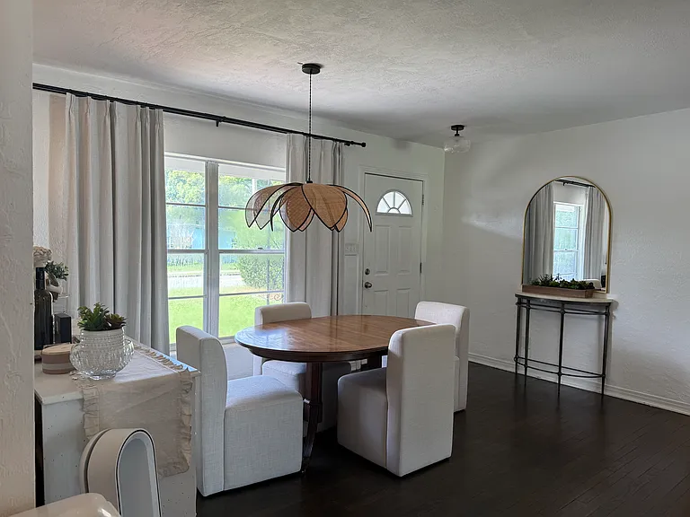 859 Canovia Ave — Photo 34