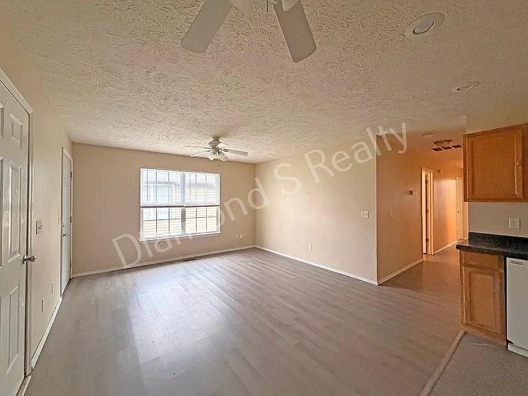 1452 N Ethyl Ave — Photo 7