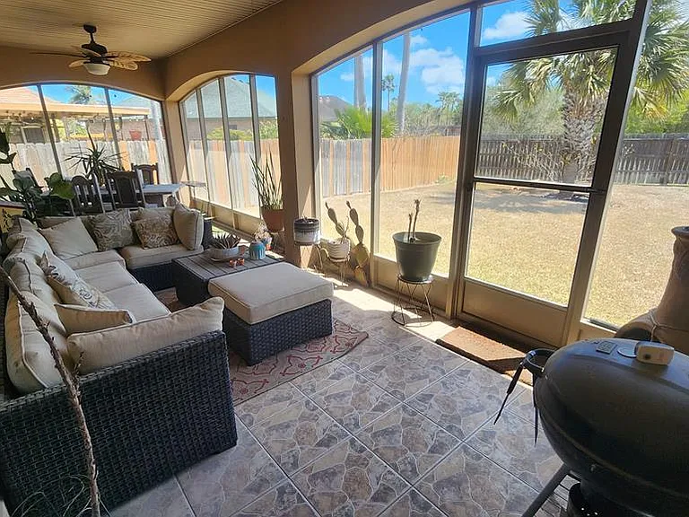 15 Cypress Point Dr — Photo 14