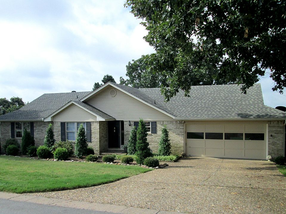 11401 Rivercrest