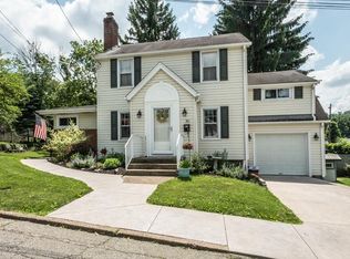 30 Oakland Ave, Wheeling, WV 26003