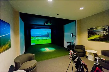 Rented by R New York