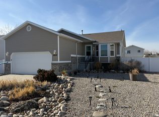 2830 S Ensign Park Dr, Magna, UT 84044