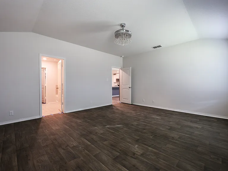 6407 Kendall Cv — Photo 19