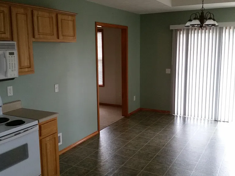 3859 W Lombard St — Photo 3