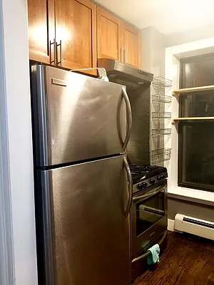 Rented by Perl Group Real Estate | media 9
