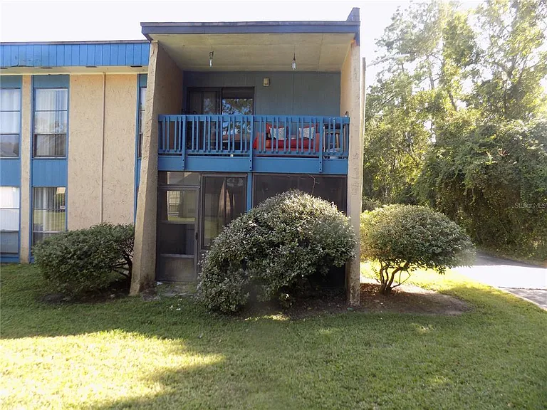 2811 SW Archer Rd #X201 — Photo 17