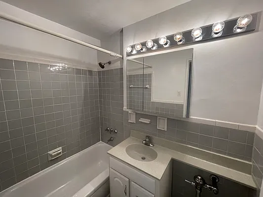 Rented by Corcoran | media 7