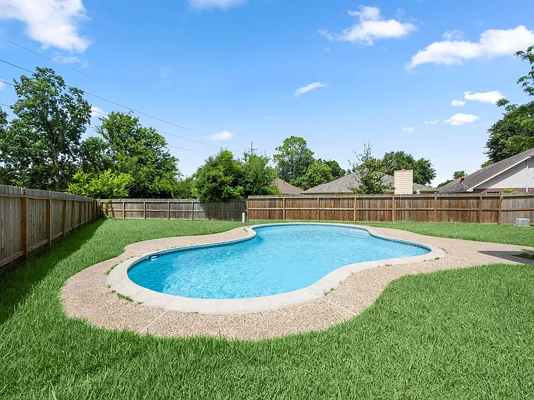16518 Elmwood Point Ln — Photo 32