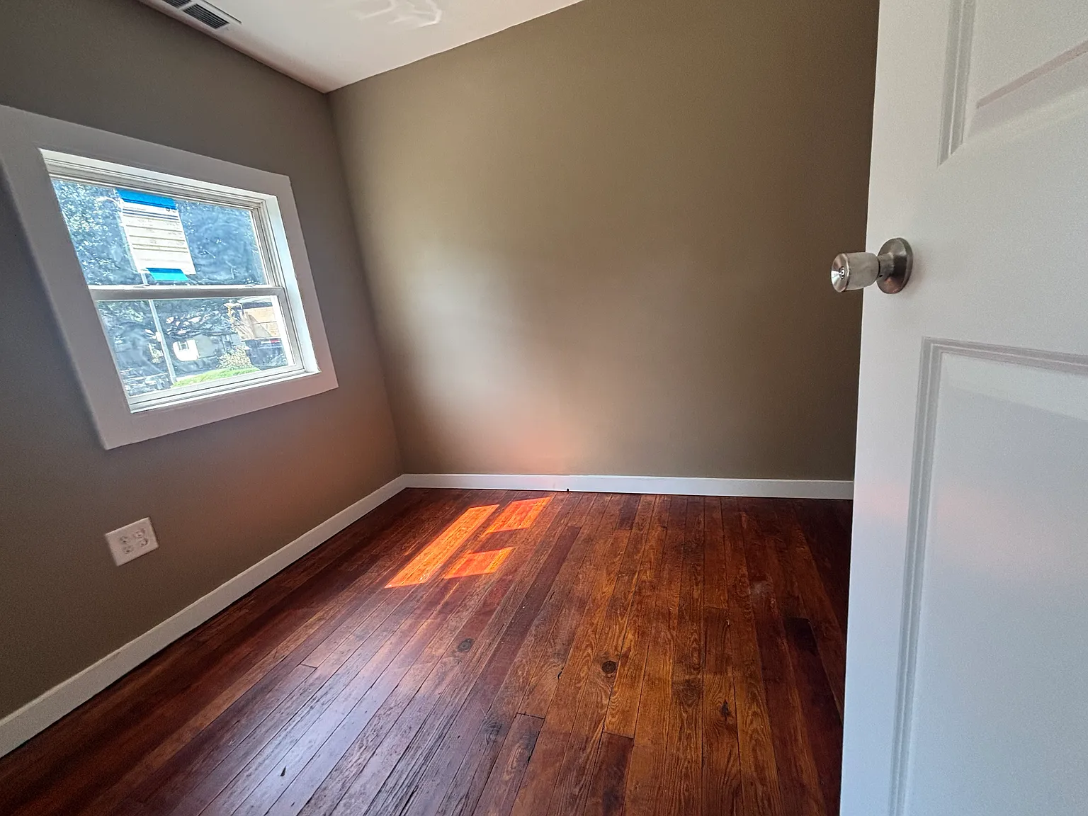 2 bed, 536 sqft, $1,000 — Photo 3