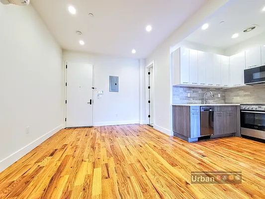 Rented by Urban Pads | media 3