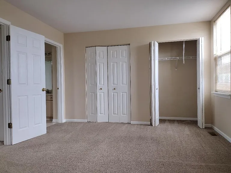 2159 Henning Pl — Photo 16