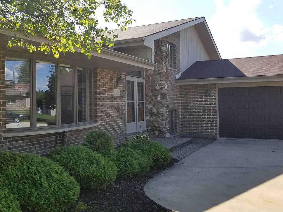 1st image of 13251 W Stonewood Dr