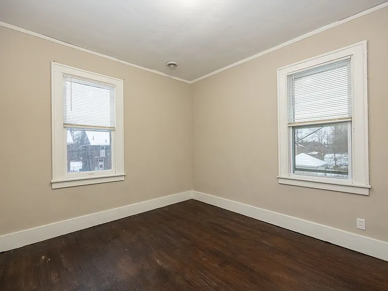 3209 & 3211 Pasadena, Detroit, MI, 48238 — Photo 20