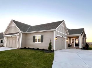 21917 W 82nd Ter, Lenexa, KS 66220