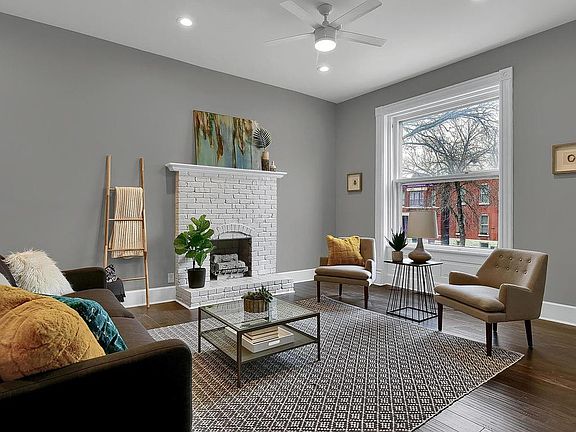 4th image of 2642 Russell Blvd