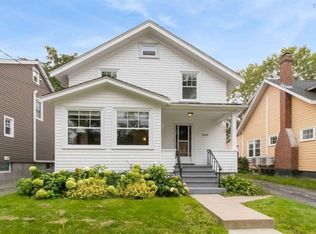 6366 Berlin St, Halifax, NS B3L 1T5