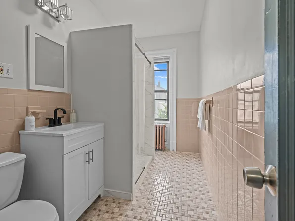 232a Putnam Avenue image 13 of 15