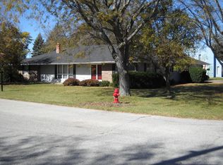 506 E Dorsey St, Kentland, IN
