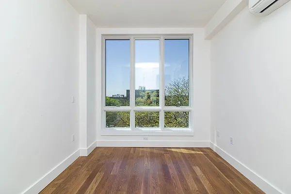 Rented by Nooklyn NYC LLC | media 23