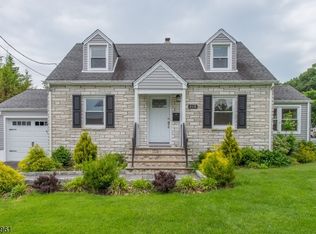 218 Beverly Hill Rd, Clifton, NJ 07012